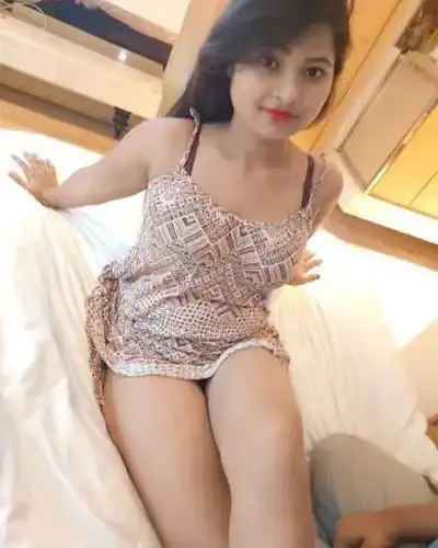 Call Girls in Manish Nagar